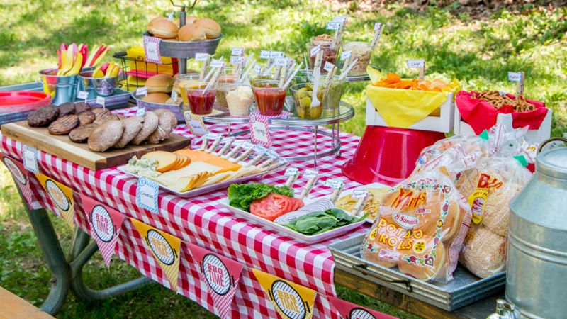 4th of July DIY burger station party idea 2022