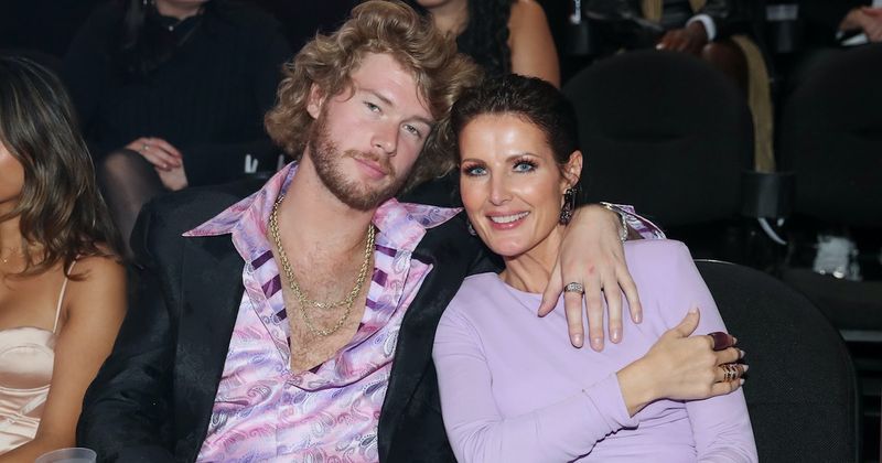 Addison Rae's mom is in a fake PR relationship with Yung Gravy