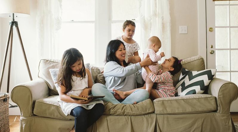 Are You an Overwhelmed Mom? Follow These 7 Mom Approved Tips