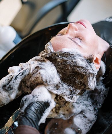 Seven Signs you Need a Scalp Detox Treatment Before it’s Too Late