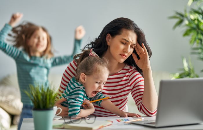 Supermom Tips: Balancing Motherhood and Career Successfully