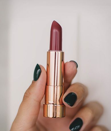 Gorgeous Lipstick Shades Every Working Woman Should Own