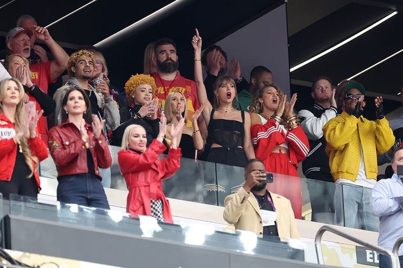 Taylor and her squad at the Super Bowl