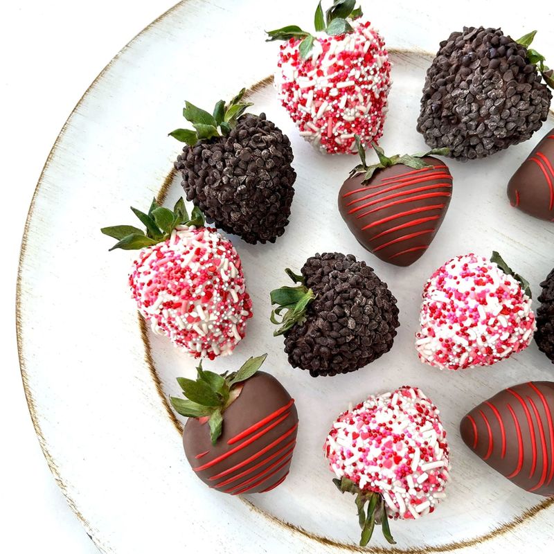 What Chocolate To Use for Chocolate-Covered Strawberries